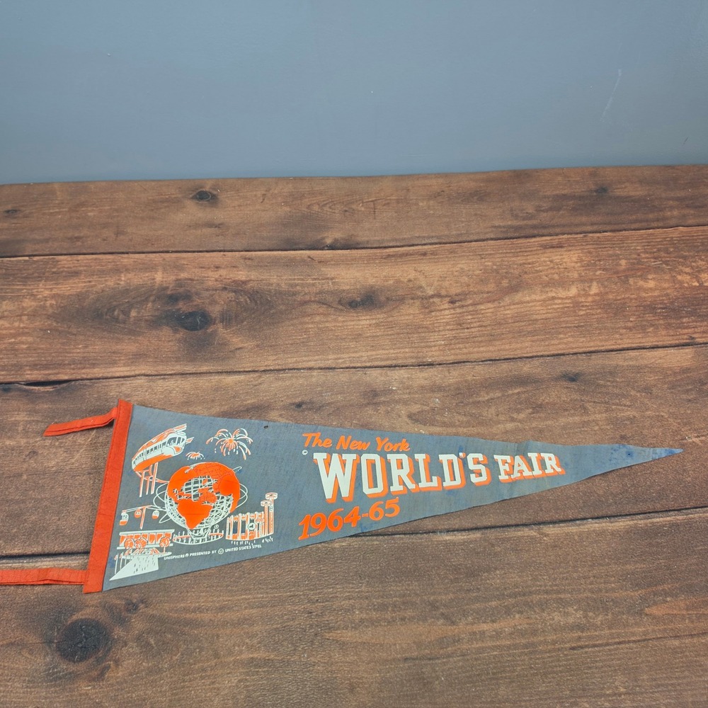 Vintage 1964-1965 New York World's Fair Pennant OS Blue Good Felt Unisphere